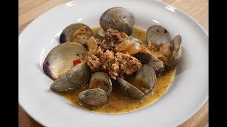 Small Bites ItalianStyle Littleneck Clams perfect for your feast [upl. by Kore855]