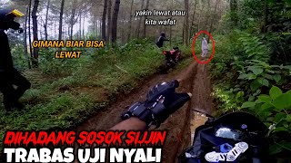 DIHADANG SOSOK SIJJIN SAAT TRABAS HUTAN [upl. by Marleen]