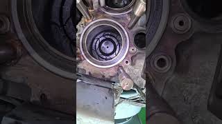 Installing oring gasket for GE cylinder head [upl. by Schulz]