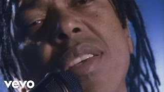 Djavan  Um Amor Puro Ao Vivo [upl. by Labina]