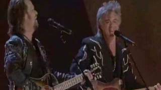 Travis Tritt amp Marty Stuart  quotThe Whiskey Ain´t Workingquot [upl. by Robins]