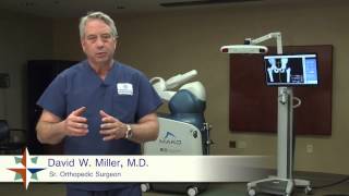 CJW Doc Minute Why use Makoplasty for partial knee surgery [upl. by Kincaid]