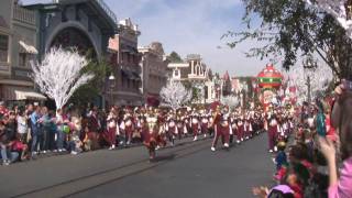 USC Marching Band at Disneyland  Taping for Christmas Day Special 110909 [upl. by Eidnim795]