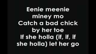 Justin Bieber FtSean Kingston Eenie Meenie Lyrics [upl. by Aicilanna297]