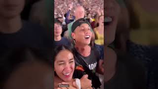 Ussy Andhika nonton Coldplay di Singapore [upl. by Sukin]