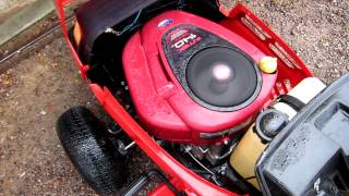 14 hp Briggs amp Stratton after valve adjustment [upl. by Ecnadnak]