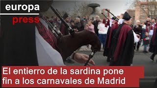 El entierro de la sardina pone fin a los carnavales de Madrid [upl. by Sawyor203]