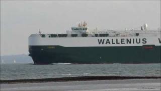 FIGARO  Wallenius Wilhelmsen Calshot Southampton Maiden Call 24 Nov 2011 [upl. by Acitel802]