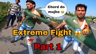 EXTREM FIGHT 🤬 WITH CHAPRI RIDER ROAD RAGE 🤬 LADAI HO GAYI CHAPRI SE 🤬 [upl. by Viridissa]