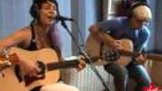 Pascale Picard  quotGate 22quot live acoustique [upl. by Aokek]