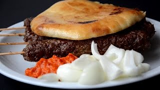 Šiš ćevapi u Somunu  lepinji kompletan recept  Sašina kuhinja [upl. by Elimaj]