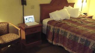 Hotel Room Tour  ADA compliant Room Days Inn Princeton WV for TJelevatorfan [upl. by Ivad]