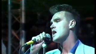 The Smiths  There Is A Light That Never Goes Out Live  The Tube 1986 Remastered [upl. by Marianne243]