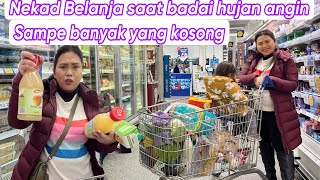 NEKAD BELANJA SAAT BADAI HUJAN ANGIN  SAMPE BANYAK YANG KOSONG [upl. by Okomom669]