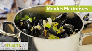 Moules Marinières  Recette Simple et Facile [upl. by Annaeed112]