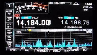 Icom IC7600 Vs IC756 Pro III Part 2 The Displays [upl. by Dunaville]