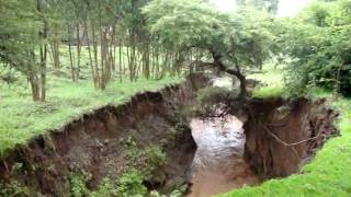 Not only drought in Horn of Africa Erosion after heavy rains in Sebeta Ethiopia [upl. by Oir]