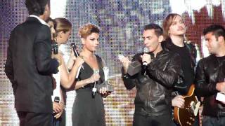 Emma e modà  Wind music awards 2011  Premiazione [upl. by Elinad]