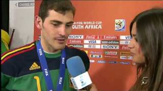 Iker Casillas Kissing Sara Carbonero  BEHIND THE CAMERA  HD [upl. by Uphemia]