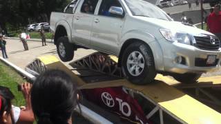 Toyota Hilux 2013 TEST DRIVE [upl. by Lenneuq]