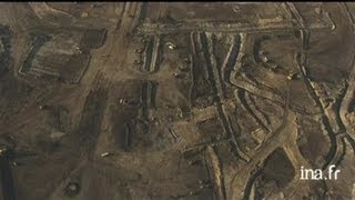 Canada Fort Mac Murray  extraction des sable bitumineux [upl. by Shugart862]