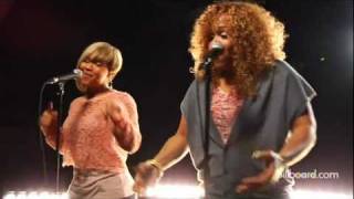 Mary Mary  quotWalkingquot LIVE STUDIO SESSION [upl. by Cross847]