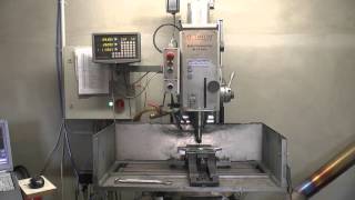 Gravieren mit Mach3  4 CNC Fräsmaschine Optimum BF46 Mill [upl. by Petrick]