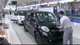 Emissioni CO2 Fiat Chrysler paga Tesla per evitare la multa Ue [upl. by Waldner]