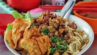 Resep Mie Ayam Simpel dan enak‼️ resep mie ayam Tutorialseharihari [upl. by Kcirdneked]