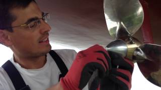 Featherstream 3blade propeller installation [upl. by Stalk]