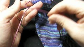 Stricktechniken  Socken auf 2 Rundnadeln [upl. by Ferrigno]