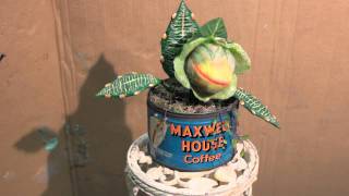 Audrey II Little Shop of Horrors Animatronic [upl. by Breskin]