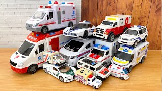 救急車 大小様々なミニカーが走る。サイレンあり。坂道で緊急走行！Box Full of Ambulan cars [upl. by Arrek]