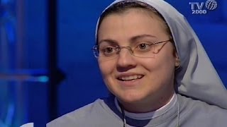 quotSul palcoscenico la conversione e la chiamataquot la testimonianza di suor Cristina [upl. by Hannasus888]