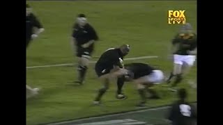 Jonah Lomu runs through a dozen Springboks [upl. by Grote]