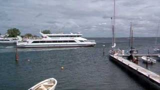 Hiddensee  Rundblick Hafen Vitte ein Schiff legt ab [upl. by Cynthy]