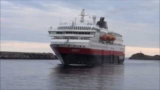 Hurtigruten  Nordlys  Svolvær [upl. by Ines167]