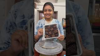 New year par bachho k liye bnayi Brownie🥰 shorts shortsfeed trending viral cake youtube [upl. by Alisander]