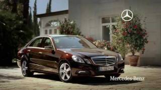 Mercedes Benz Werbung  Die neue EKlasse 2009w212 quotHippiequot Mercedes E class sedan [upl. by Coleville]