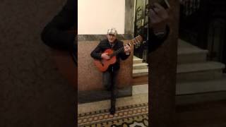 italo vegliante serenata improvvisata per Elisa Roma prati 14 marzo 2017 [upl. by Demah]