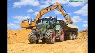 Terrassement  CAT 7 tracteurs Fendt John Deere New Holland [upl. by Naujled996]