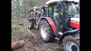 Holztransport bei schwierigen Bedingungen mit Seilwinde [upl. by Luther783]