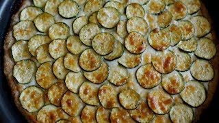 Torta salata con zucchine  Ricetta in 20 minuti [upl. by Alag]