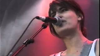 Elastica  Waking Up Glastonbury Festival 2000 HQ [upl. by Frohman]