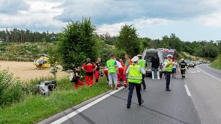 Fahrzeuglenkerin bei Unfall auf der B37 verletzt [upl. by Yarised]