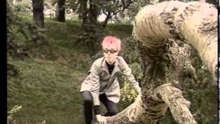 Toy Dolls  Keiths A Thief  1987 Idle Gossip Sunderland UK 1987 [upl. by Alyakam433]