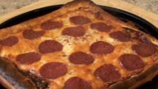 PUFF PASTRY PEPPERONI PIZZA Super Easy [upl. by Quintana972]