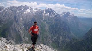 Lagos de Covadonga  pico Jultayu wwwloasturianocom [upl. by Cumine]