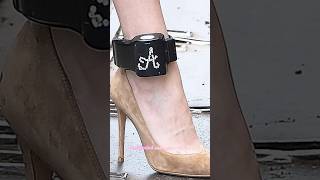 Anna Delvey wears Bedazzled Ankle Monitor to Court Painting [upl. by Anav]