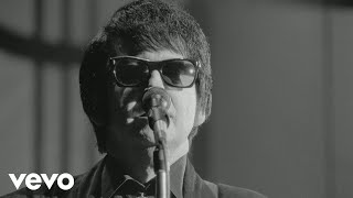 Roy Orbison  Blue Angel Black amp White Night 30 [upl. by Tiffani743]